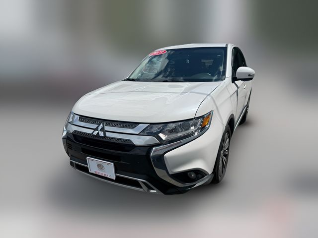 2019 Mitsubishi Outlander SE