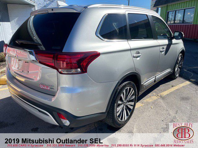 2019 Mitsubishi Outlander SEL