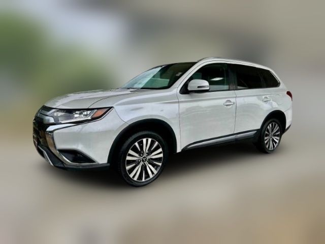 2019 Mitsubishi Outlander SE