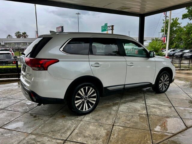 2019 Mitsubishi Outlander SE