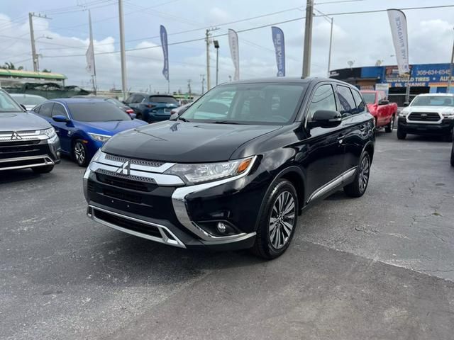 2019 Mitsubishi Outlander SE