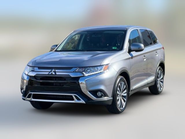 2019 Mitsubishi Outlander SE