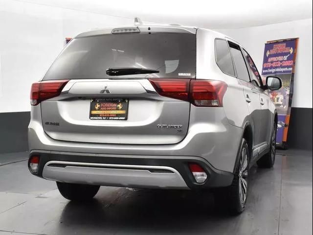 2019 Mitsubishi Outlander SE