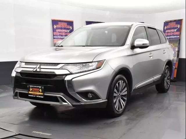 2019 Mitsubishi Outlander SE