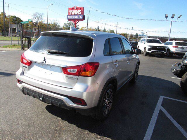 2019 Mitsubishi Outlander Sport ES 2.0