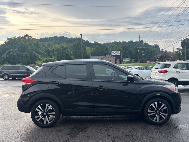 2019 Nissan Kicks SV