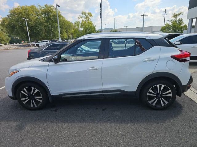 2019 Nissan Kicks SR