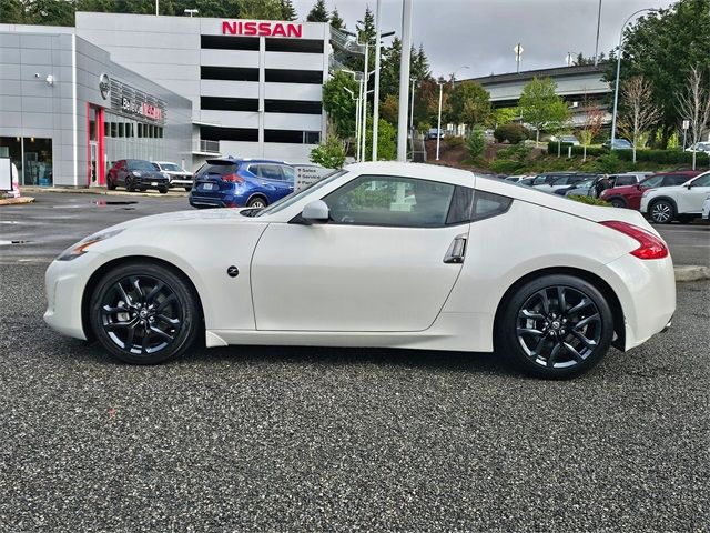 2019 Nissan 370Z Base