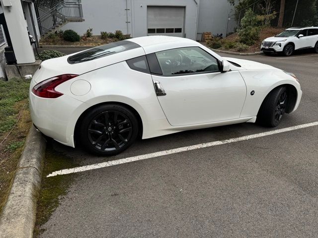 2019 Nissan 370Z Base