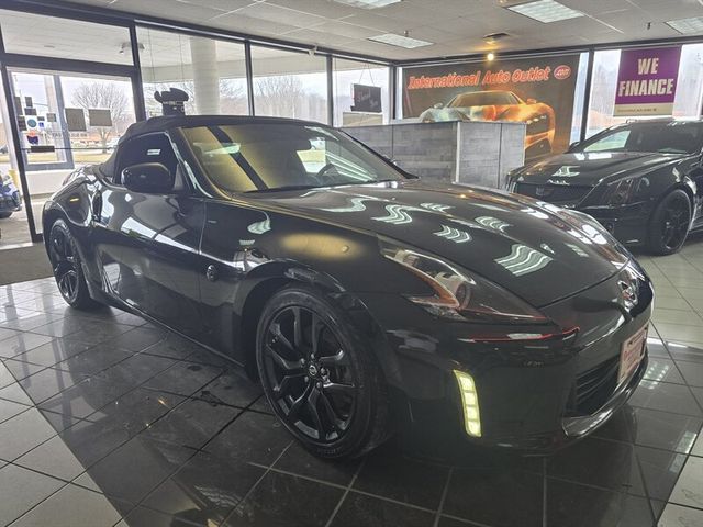 2019 Nissan 370Z Roadster Base