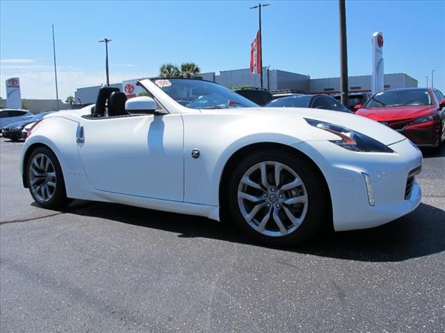 2019 Nissan 370Z Roadster Touring