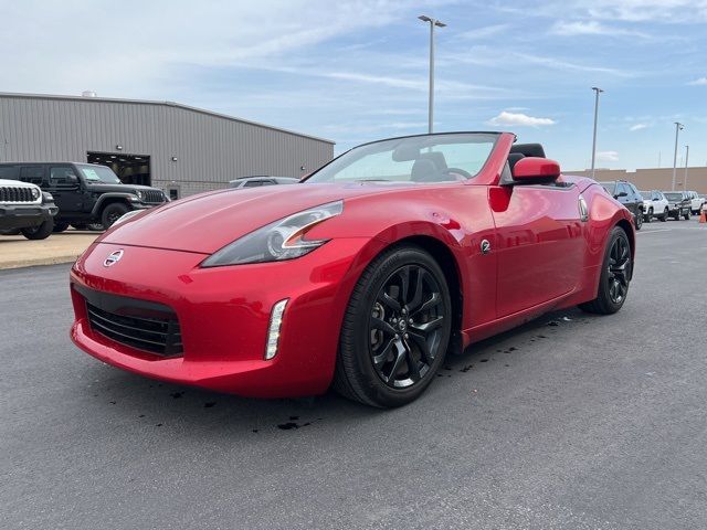 2019 Nissan 370Z Roadster Touring