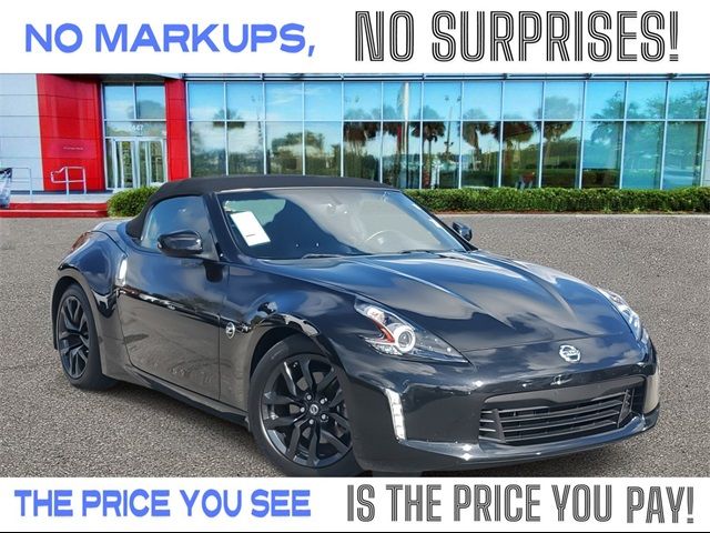 2019 Nissan 370Z Roadster Touring