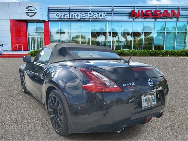 2019 Nissan 370Z Roadster Touring