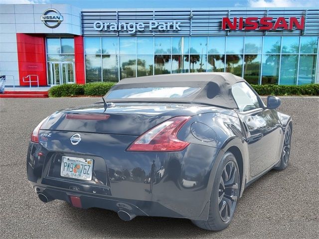 2019 Nissan 370Z Roadster Touring