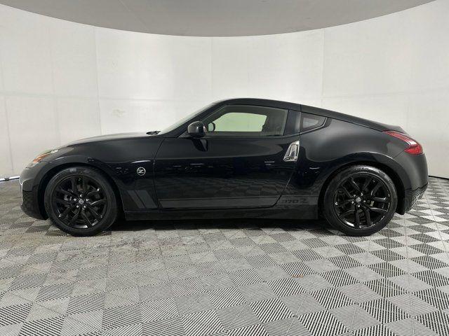 2019 Nissan 370Z Base