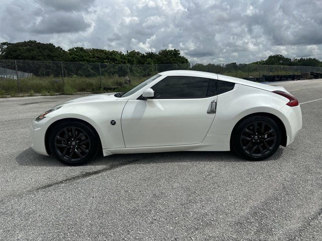 2019 Nissan 370Z Base