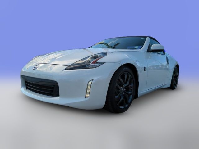 2019 Nissan 370Z Roadster Touring