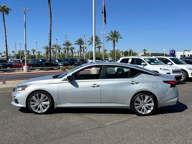 2019 Nissan Altima 2.0 SR