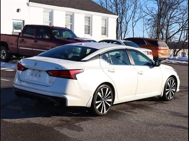 2019 Nissan Altima 2.0 SR