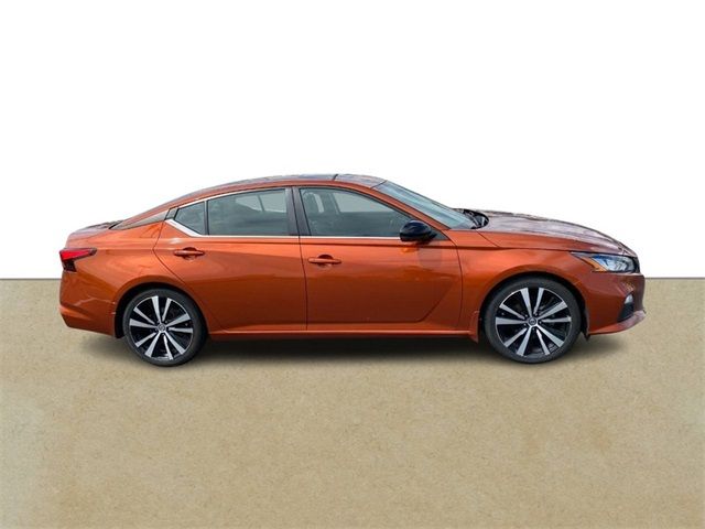 2019 Nissan Altima 2.0 SR