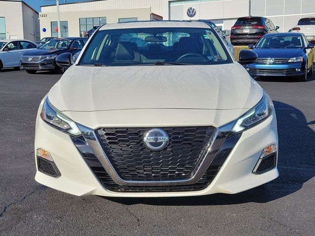 2019 Nissan Altima 2.0 SR