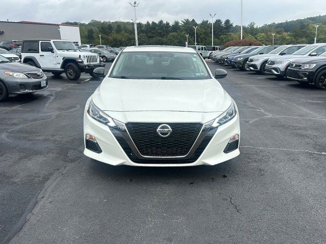 2019 Nissan Altima 2.0 SR