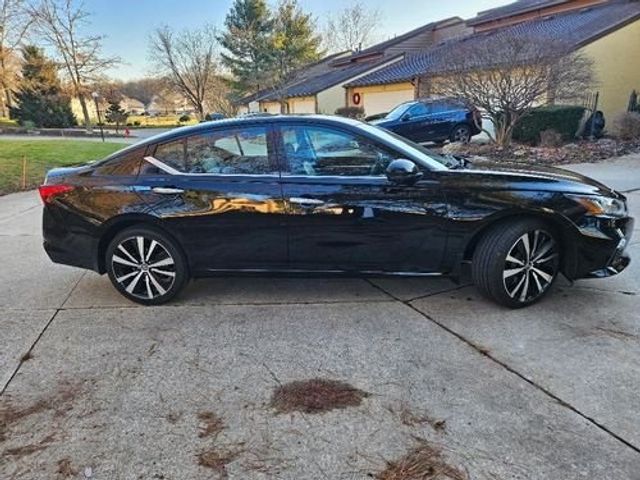 2019 Nissan Altima 2.5 Platinum