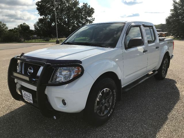 2019 Nissan Frontier Desert Runner