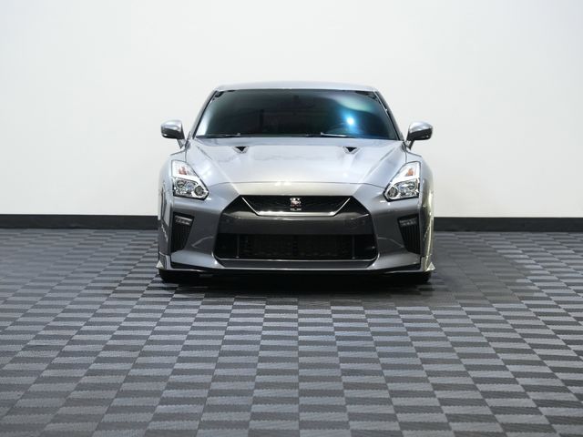 2019 Nissan GT-R Pure