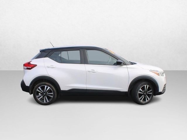 2019 Nissan Kicks SV