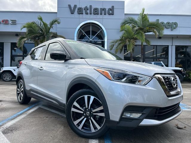 2019 Nissan Kicks SR