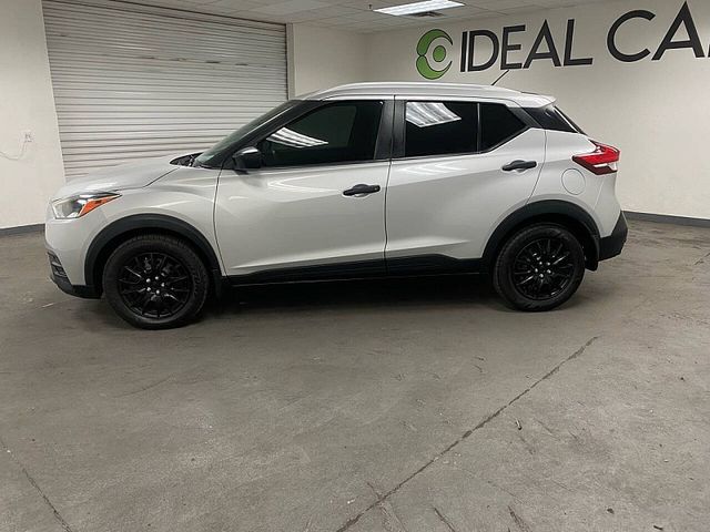 2019 Nissan Kicks S