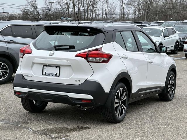 2019 Nissan Kicks SR