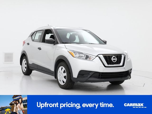 2019 Nissan Kicks S