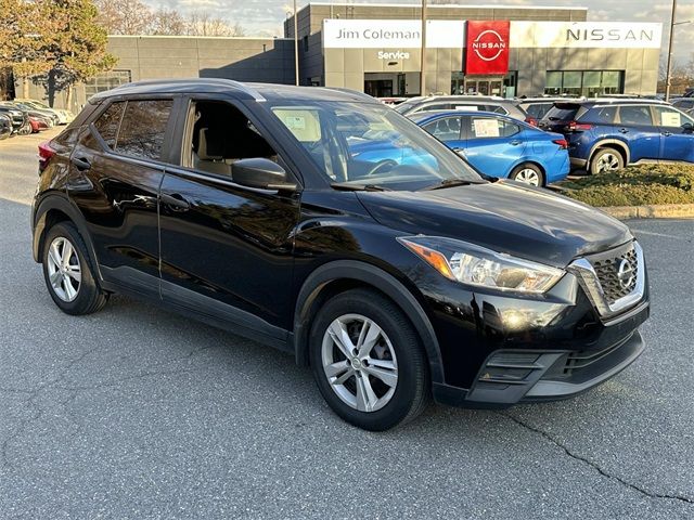 2019 Nissan Kicks S