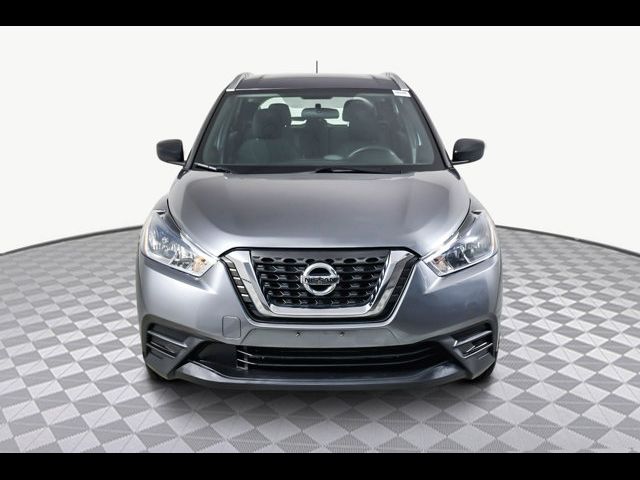 2019 Nissan Kicks S