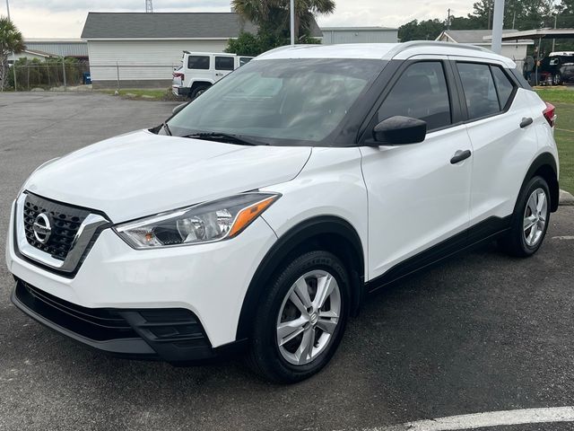 2019 Nissan Kicks S