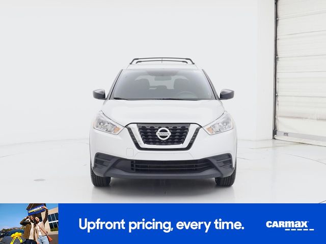 2019 Nissan Kicks S