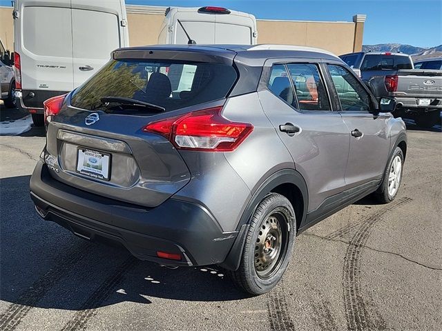 2019 Nissan Kicks S