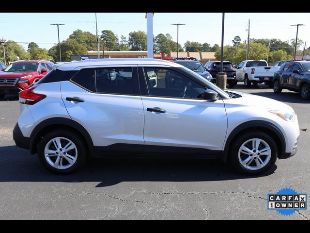 2019 Nissan Kicks S