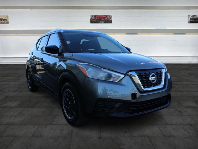 2019 Nissan Kicks S