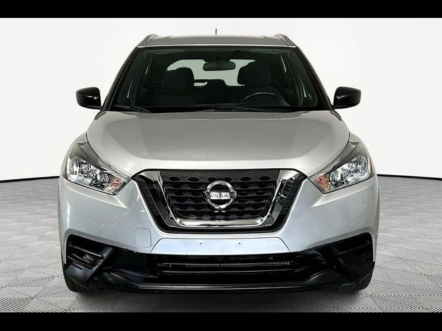 2019 Nissan Kicks S