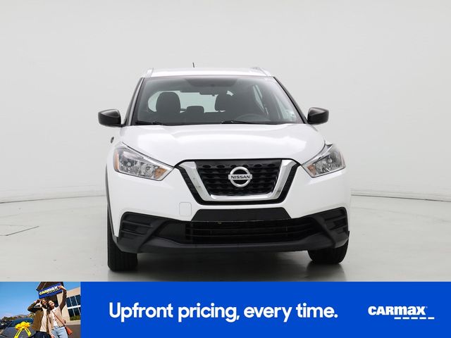 2019 Nissan Kicks S