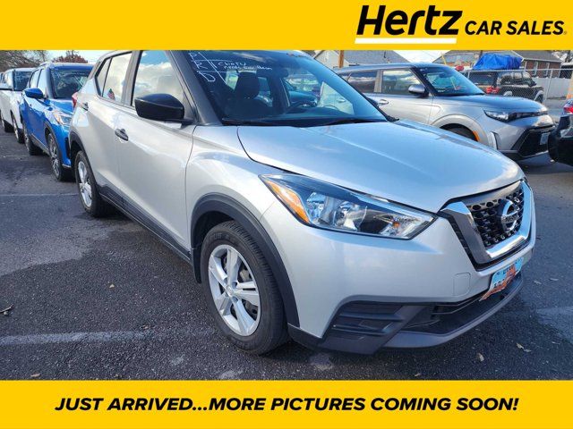 2019 Nissan Kicks S