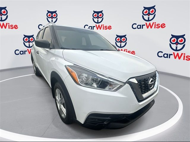 2019 Nissan Kicks S