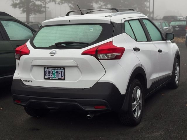 2019 Nissan Kicks S