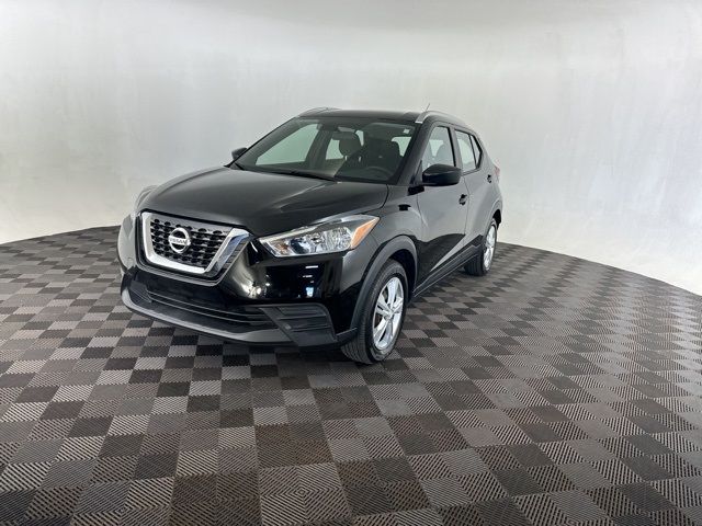 2019 Nissan Kicks S