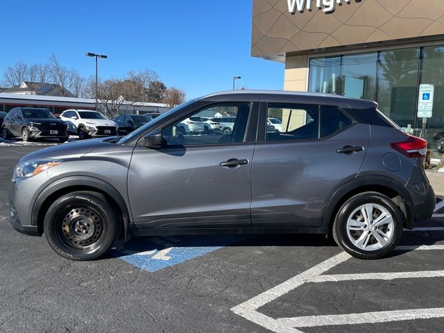 2019 Nissan Kicks S