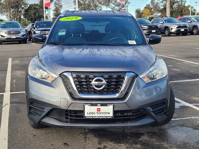 2019 Nissan Kicks S